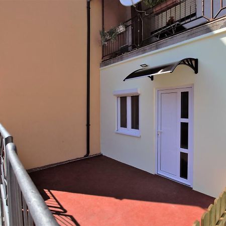 Studio Apartman Danijela Pula Exterior photo